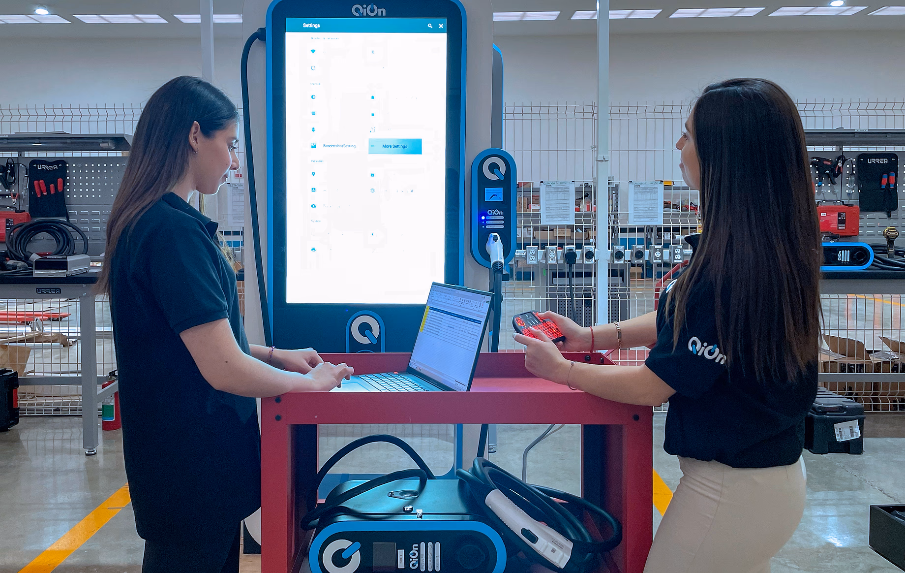 QiOn software architecture scheme